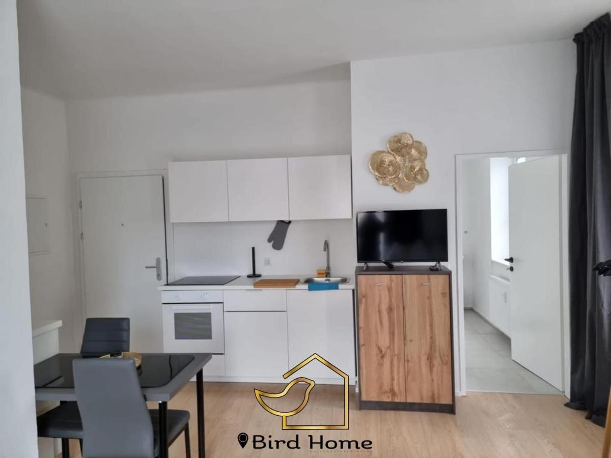 Bird Home Room 10 Klagenfurt am Woerthersee Dış mekan fotoğraf